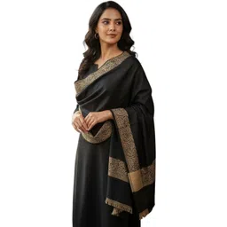 Vrinde Women Abstract Shawl image 5