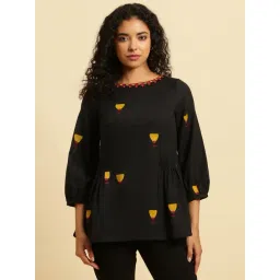 W Black Embroidered Top-picture-11