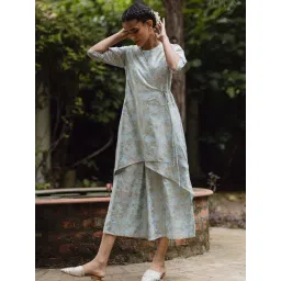 W Blue Floral Print Jumpsuit-picture-23