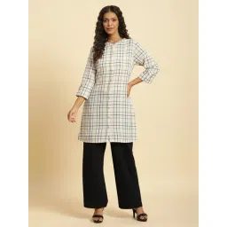 W Off-White Cotton Chequered A Line Kurti-picture-15