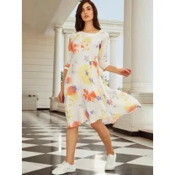 W Off-White Floral Print A-Line Dress-picture-34