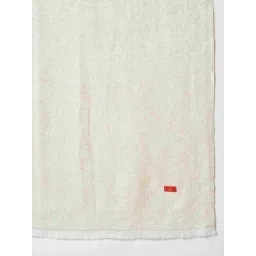 W Off-White Plain Shawl image 4