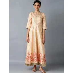W Peach Printed Flared Kurta-picture-12