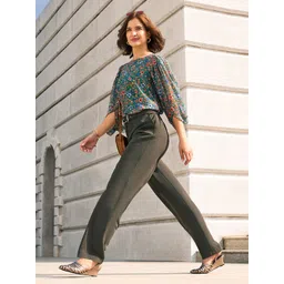 W Green Floral Printed Puff Sleeves Top-image-11