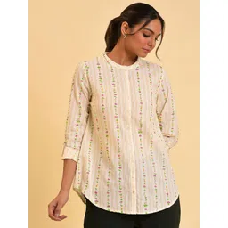 W White Floral Print Roll-Up Sleeves Cotton Top image 1