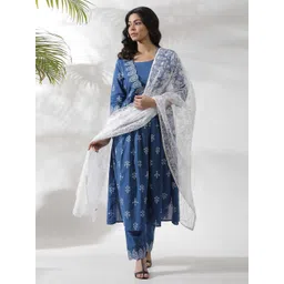 W White Floral Printed Organza Dupatta-picture-12