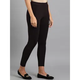 W Women Black Solid Ankle-Length Leggings image 4