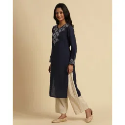 w Women Embroidered Straight Kurta image 2