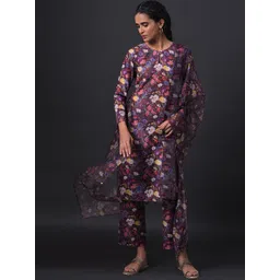 W Women Floral Print Kurta with Straight Pants and Organza Dupatta-picture-29