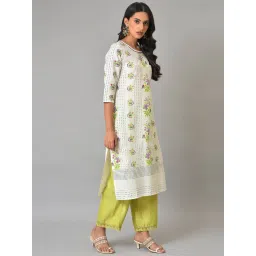 W Women White Floral Print Cotton Blend Straight Kurta image 4