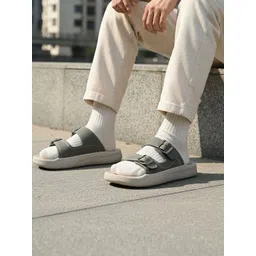 Walkaroo Men Clogs Sandals-picture-15