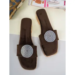 Walkfree Women Embellished Open Toe Flats-picture-19