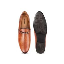 WALKWAY by Metro Men Textured Formal Loafers image 4