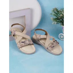 WALKWAY by Metro Women Printed Open Toe Flats-picture-37