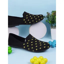 WALKWAY by Metro Women Printed Slip-On Sneakers-picture-12