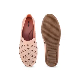 WALKWAY by Metro Women Printed Slip-On Sneakers image 5