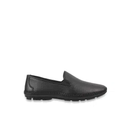 Walkway Men's Black Casual Loafers image 1