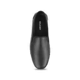 Walkway Men's Black Casual Loafers image 3