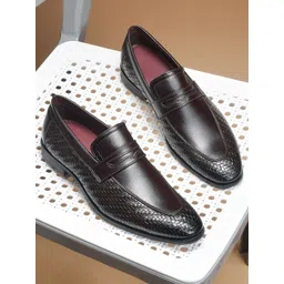 WAVE WALKER Men Loafers-picture-41