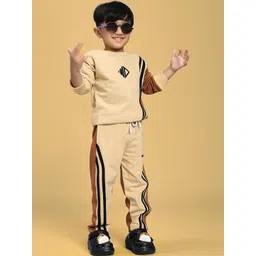 WEARDUDS Colourblocked Round Neck Sweatshirt & Trousers Clothing Set-picture-24