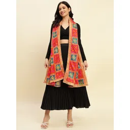 WEAVERS VILLA Floral Embroidered Taping Dupatta-picture-28