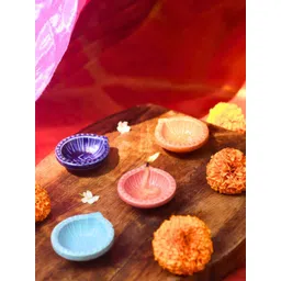 WEAVING HOMES Blue & Pink 4 Pieces Textured Ceramic Diwali Diyas-picture-19