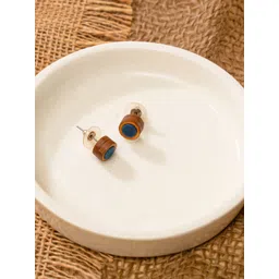 WHE Unisex Circular Studs-picture-41