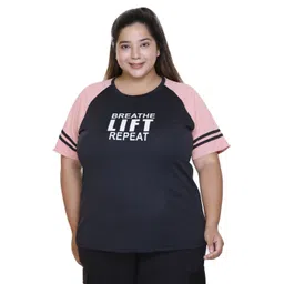 White Moon Women Pockets T-shirt-picture-23