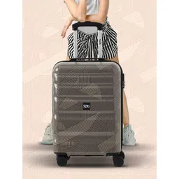 Wildcraft Streak_Trolley Textured Hard-Sided Medium Trolley Bag-picture-28