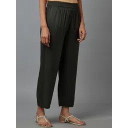 WISHFUL Women Green Trousers image 5