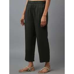 WISHFUL Women Green Trousers image 3