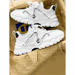 Woakers Men Angry Birds Sneakers-picture-32