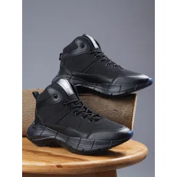 Woakers Men Colourblocked Sneakers-picture-28