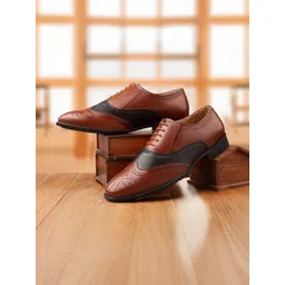 Woakers Men Textured Formal Brogues-picture-12