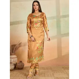 Women Basket Floral Printed Sweetheart Neck Straight Kurta With Trousers-picture-22