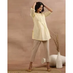 Women Embroidered Relaxed Fit Tunic image 5