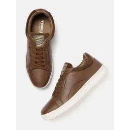 Woodland Men Contrast Sole Everyday Sneakers-picture-17