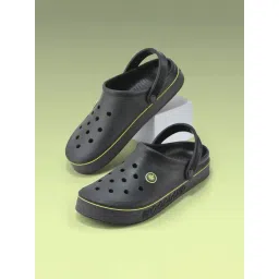 Woodland Men's Black Back Strap Clogs-picture-25