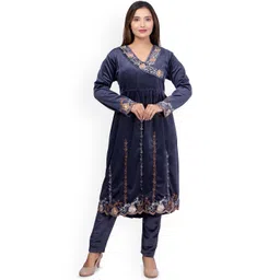 WOOL 4U Women Ethnic Motifs Embroidered Angrakha Thread Work Velvet Kurta with Trousers-picture-17