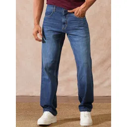 WROGN Men Comfort Relaxed Fit Mid-Rise Cotton Light Fade Jeans-picture-11