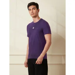 WROGN Men Printed Pockets Slim Fit T-shirt image 4