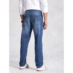WROGN Men Relaxed Fit Light Fade Stretchable Jeans image 2