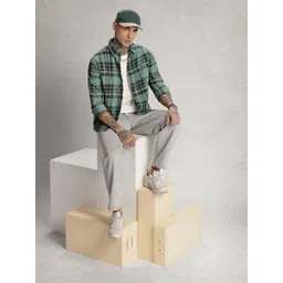 WROGN Pure Cotton Comfort Fit Checked Casual Shirt image 3