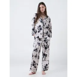 Wunderlove by Westside Beige Floral Design Satin Shirt and Pyjamas Set-picture-28