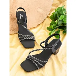 XE Looks Block Sandals-picture-26