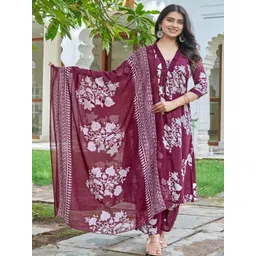 YAGNIK FASHION Women Multi Viscose Rayon Kurta Sets-picture-41