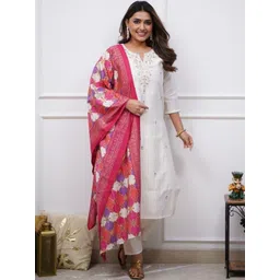 YAMUNE Women Ethnic Motifs Embroidered Regular Thread Work Kurta with Trousers & With Dupatta-picture-39