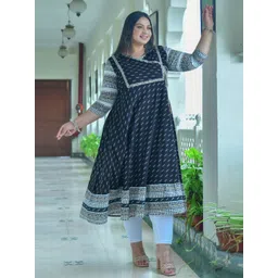 YASH GALLERY Women Plus Size Black & White Geometric Printed Angrakha Anarkali Kurta-image-11