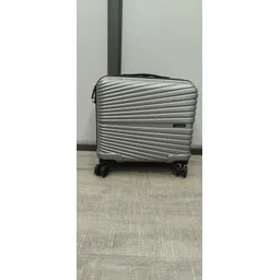 yayavar Small Cabin Suitcase (44 cm) 8 Wheels - Berlin Overnighter-Briefcase With LaptopCompartment(5YearsInternationalWarranty) - Black, Silver-picture-35