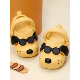Yellow Bee Boys Self Design Clogs-image-4